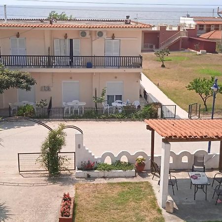 Aparthotel Lemonis House Nea Skioni Exterior foto