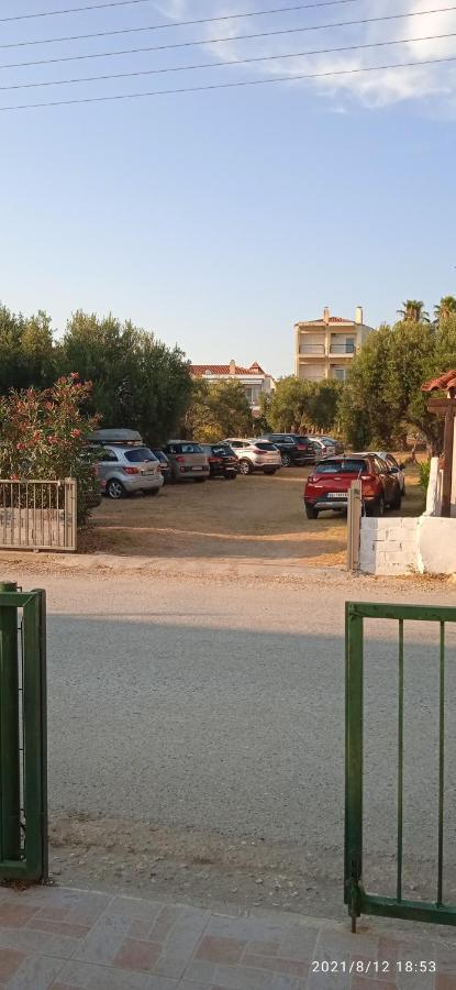 Aparthotel Lemonis House Nea Skioni Exterior foto