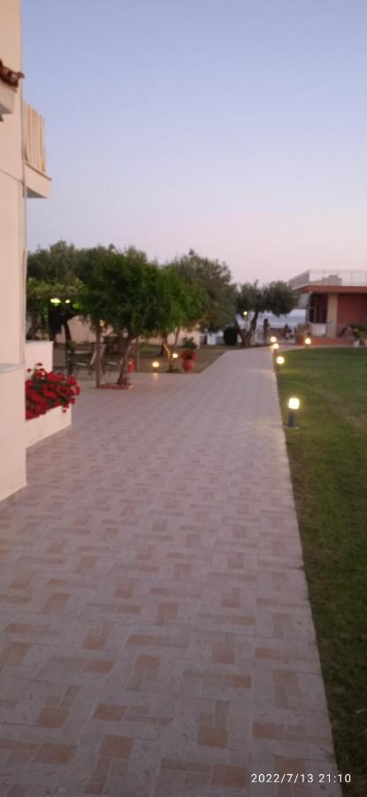 Aparthotel Lemonis House Nea Skioni Exterior foto