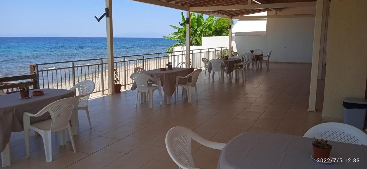 Aparthotel Lemonis House Nea Skioni Exterior foto